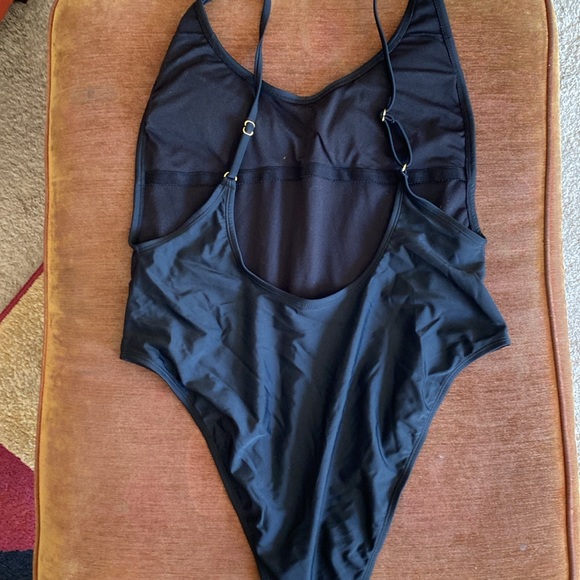 XHILARATION: NWOT Black Swimsuit with Plunge Back- Sz XL - Picture 4 of 8